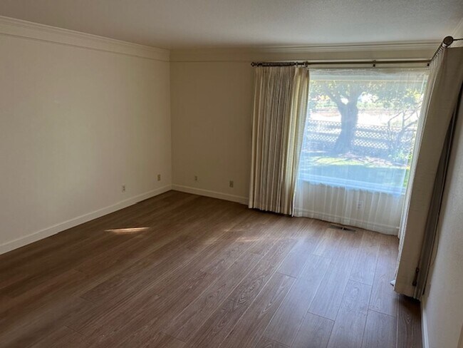 Foto del edificio - Beautiful 3 bedroom in the foothills outside of Gonzales