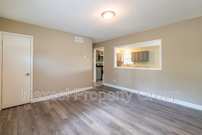 Building Photo - 2248 Colonial Hills Dr