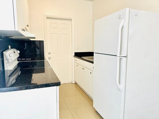 Building Photo - 1951 NE 167th St