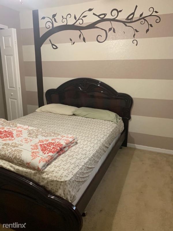 Foto principal - 4 br, 2 bath House - 1721 El Dorado Blvd N