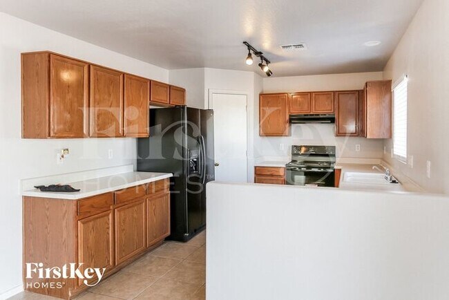 Foto del edificio - 12830 W Pershing St