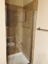 Building Photo - 1049 W 22nd St