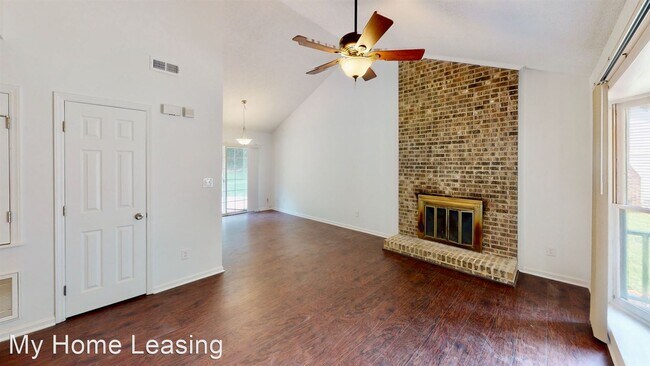 Building Photo - 3 br, 1.5 bath House - 6621 Goldfinch Road