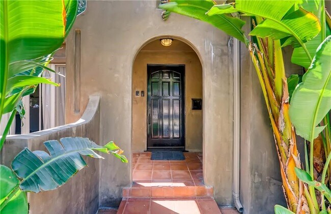 Foto del edificio - 4277 Kraft Ave