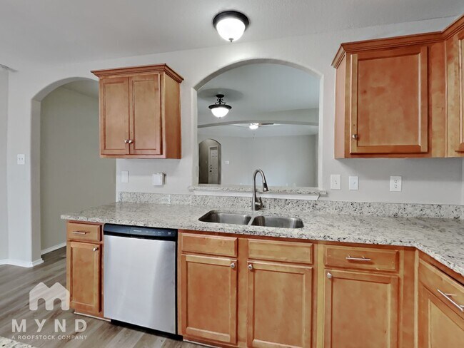 Building Photo - 6614 Estes Flats