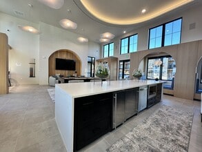 Building Photo - Switch Luxury Apartments
