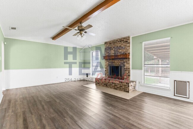 Foto del edificio - Half Off First Month's Rent