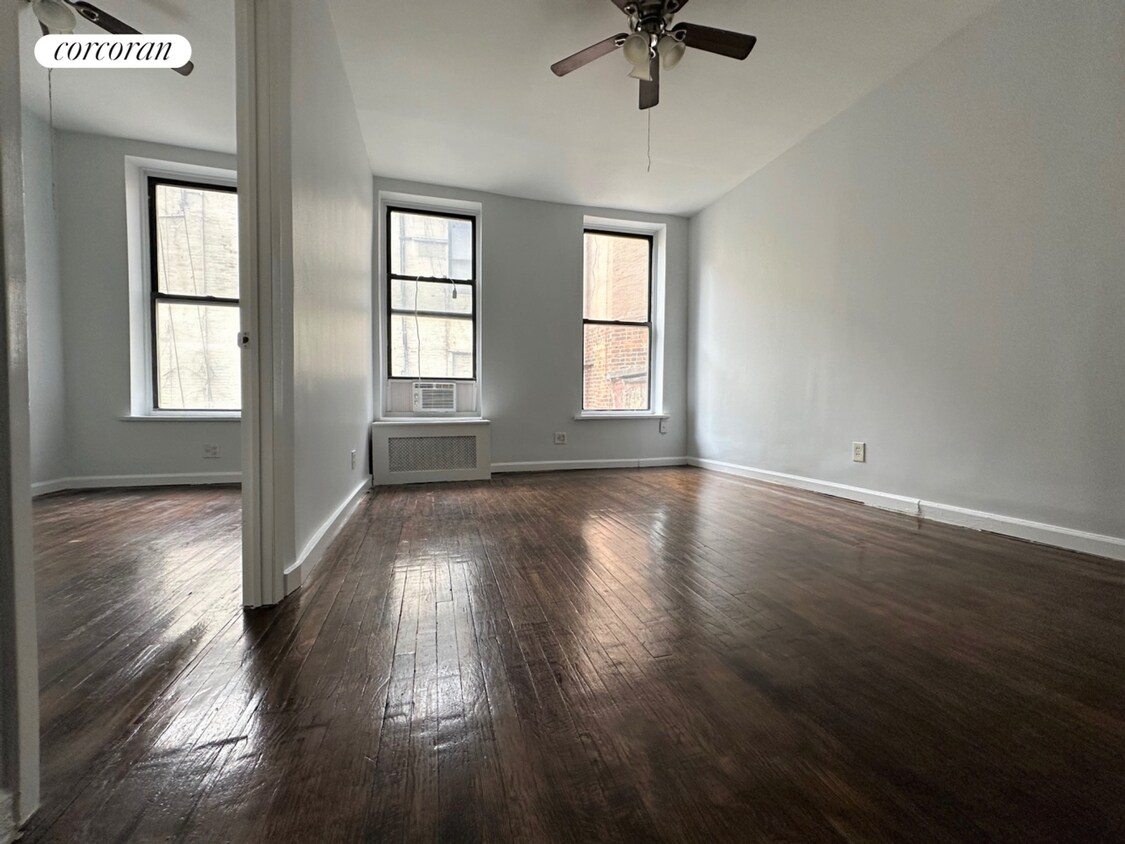 Primary Photo - 800 Lexington Ave