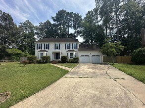 Building Photo - 608 Hearndon Ct