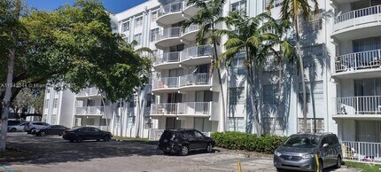 Building Photo - 494 NW 165th St