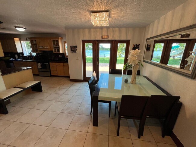 Foto del edificio - 9751 SW 12th Ter