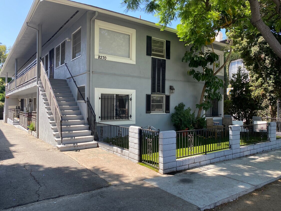 8270 Norton Ave Unit 5, West Hollywood, CA 90046 8270 Norton Ave
