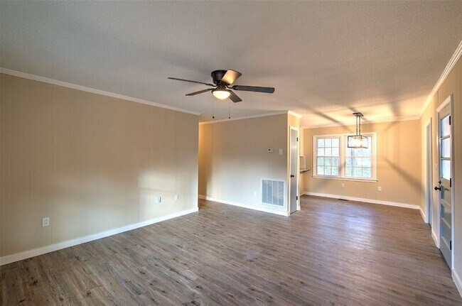 Foto del edificio - 110 Woodberry Cir