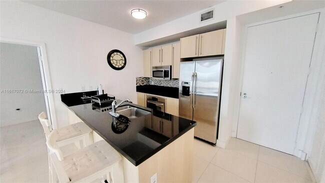 Foto del edificio - 1111 SW 1st Ave