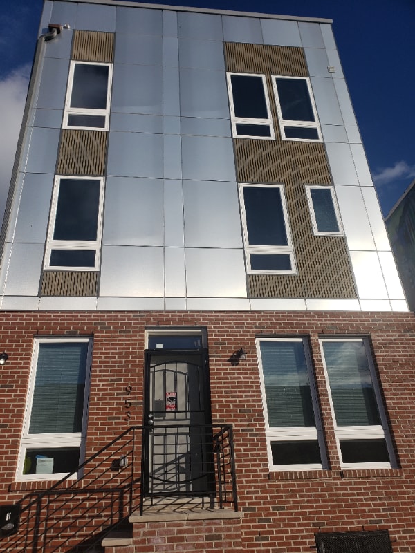 Foto del edificio - 953 Belmont Ave