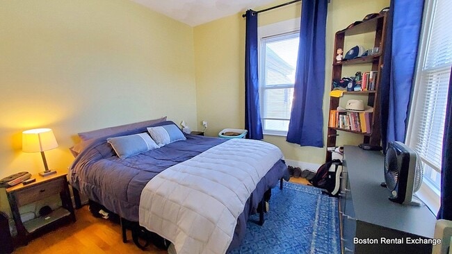 Foto del edificio - 403 Somerville Ave