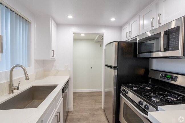 Interior Photo - The Terraces at the Grove Apartments