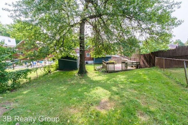 Building Photo - 3 br, 2 bath House - 3516 LOCUST LN