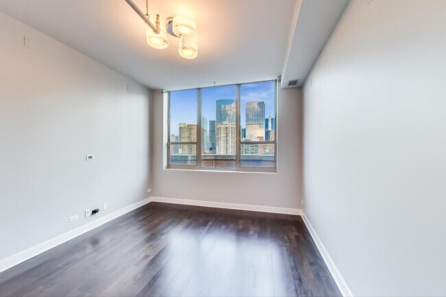 Foto del edificio - 720 W Randolph St