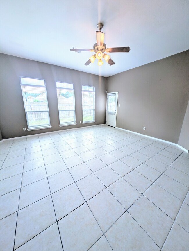 Foto del edificio - Charming 3 beds 2 baths in Houston!