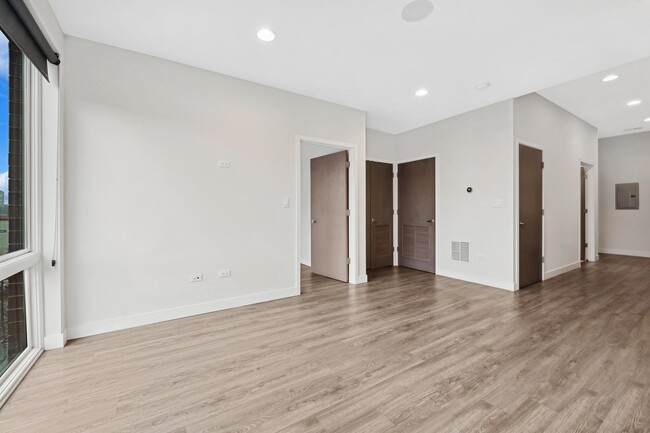 Foto del edificio - 4027 N Broadway