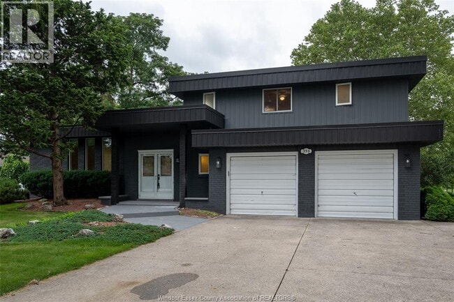 Building Photo - 398 Brighton Rd