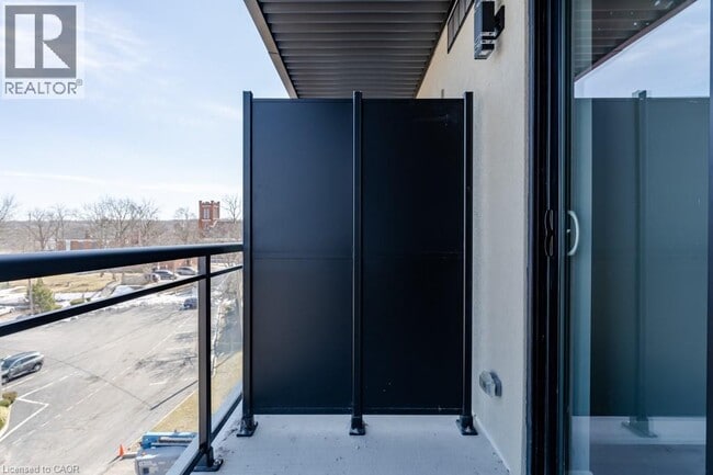 Building Photo - 5002 King St