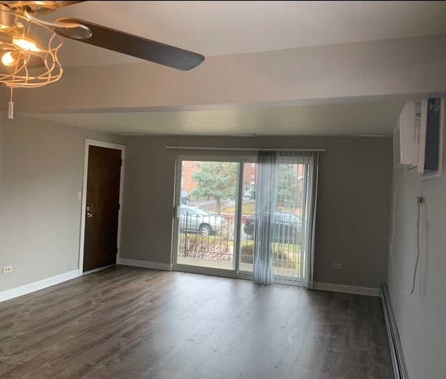 Building Photo - 7913 S 83rd Ave