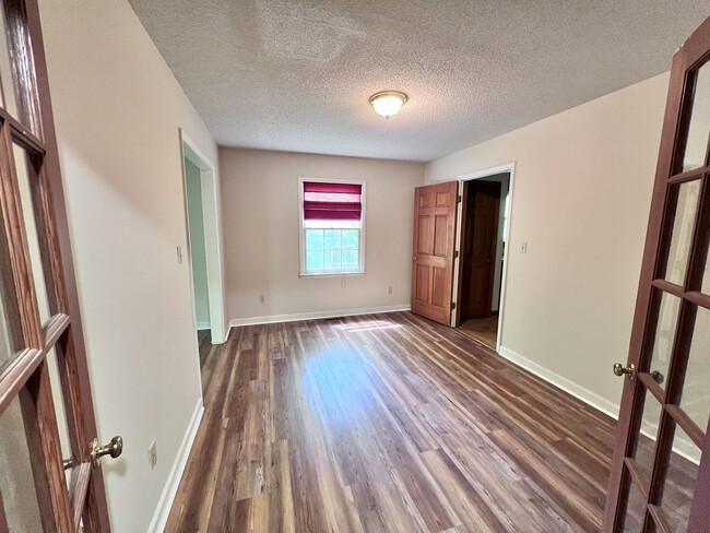 Foto del edificio - FOR RENT WINSTON SALEM