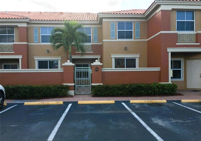 Building Photo - 6202 NW 115th Pl
