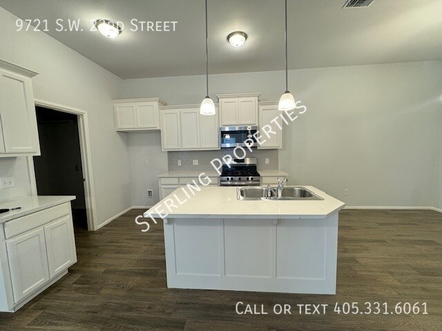 Foto del edificio - 9721 SW 23rd St