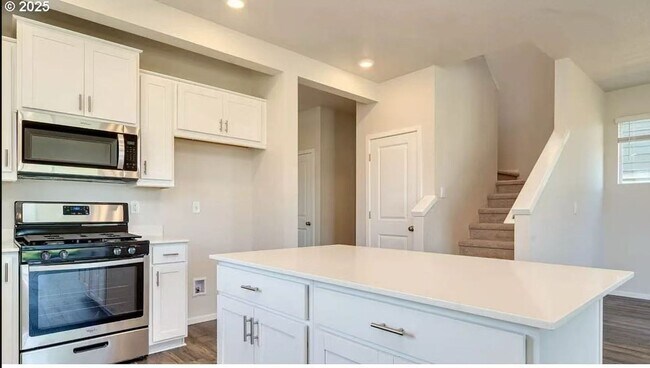 Foto del edificio - Brand new home