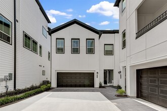 Building Photo - 2716G Grand Fountains Dr