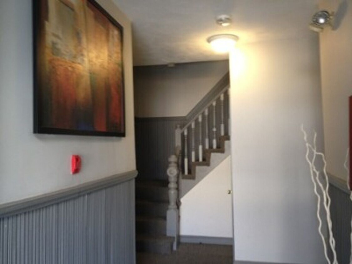 Foto principal - E Cambridge 1 bedroom Apt - 1/2 Broker Fee...