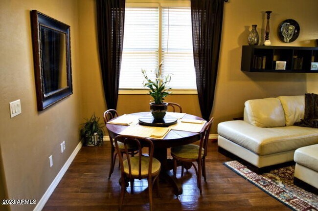 Foto del edificio - 5713 S 21st Pl