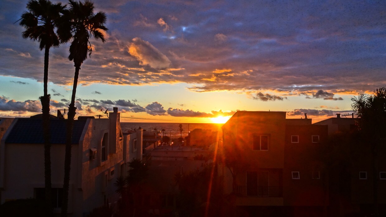 Winter Sunset - 1500 Manhattan Ave