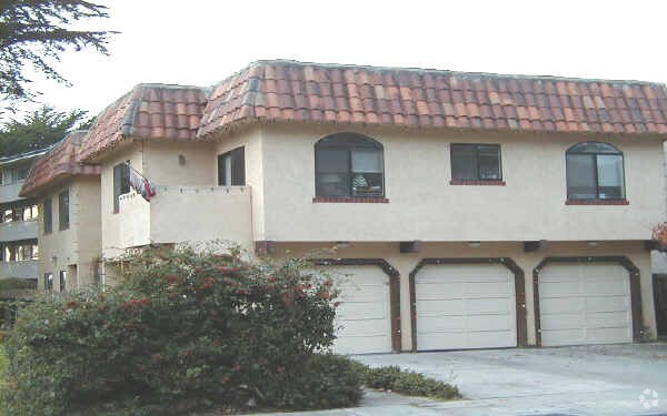 Building Photo - 2584 Francisco Blvd
