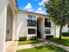 Building Photo - 3017 NW 118th Dr