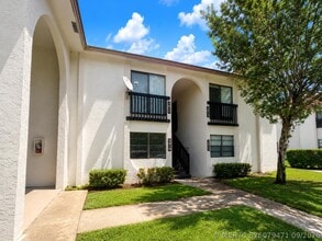 Building Photo - 3017 NW 118th Dr