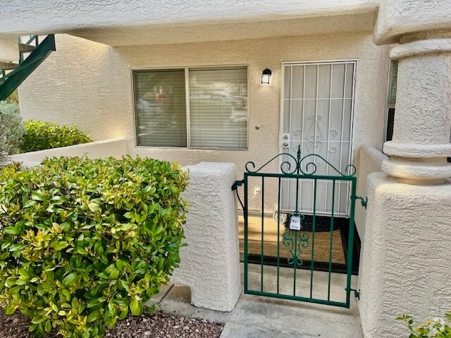 Building Photo - 7948 Decker Canyon Dr