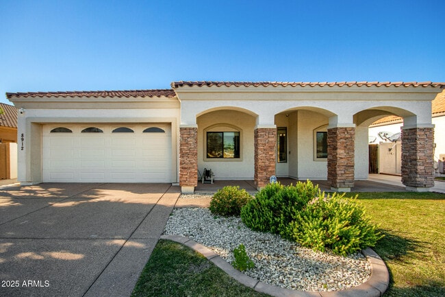 Foto del edificio - 8912 N 15th Ln