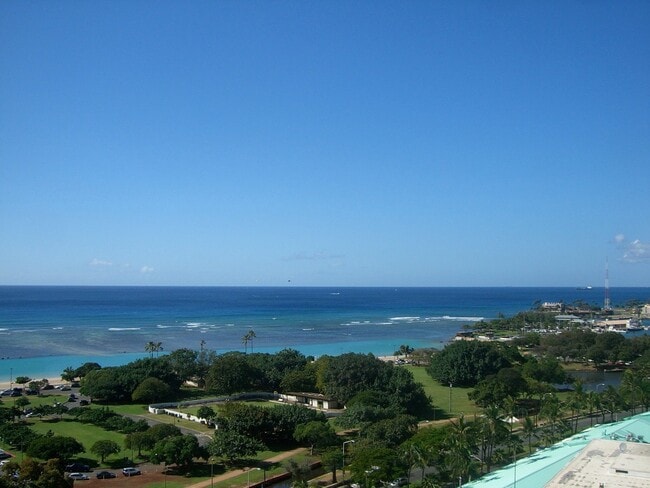Foto del edificio - HOKUA 3 bedroom FULLY FURNISHED