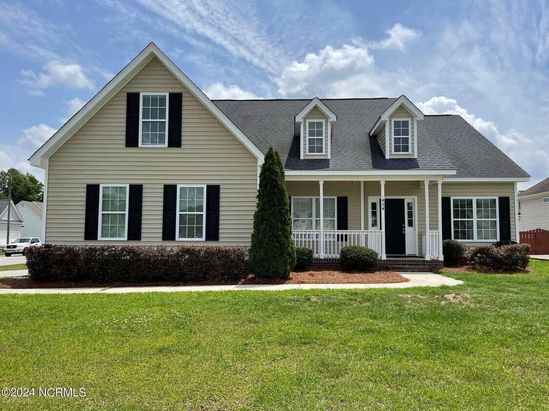 Primary Photo - 454 Branchwood Dr
