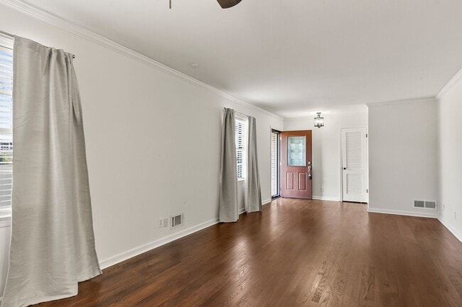 Foto del edificio - Idlewood Ranch Home Available Now - Massive Fenced Backyard