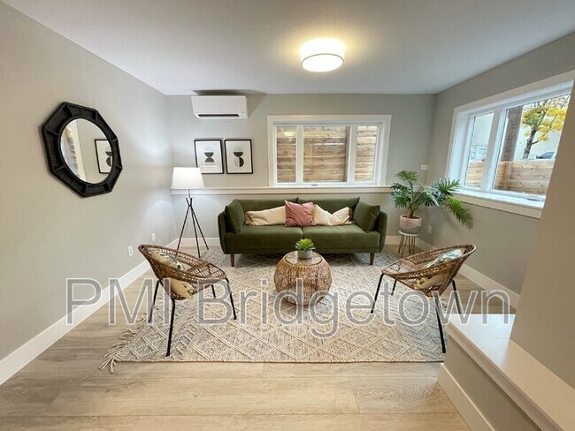Foto del edificio - 5886 SE 46th Ave