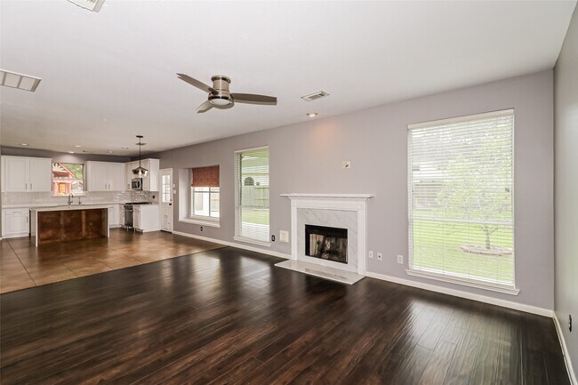 Foto del edificio - 16503 Canyon Chase Dr