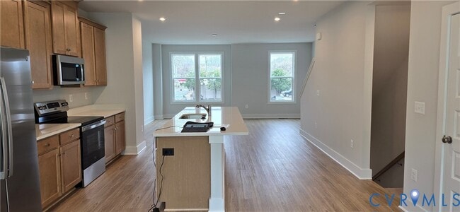 Building Photo - 10123 Blue Wing Ln