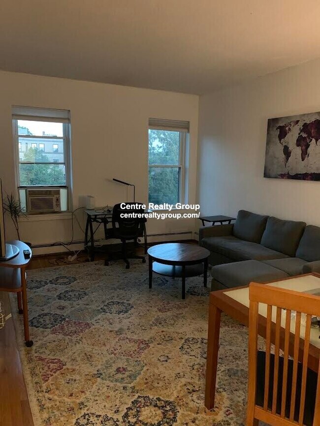 Foto del edificio - 1880 Commonwealth Ave