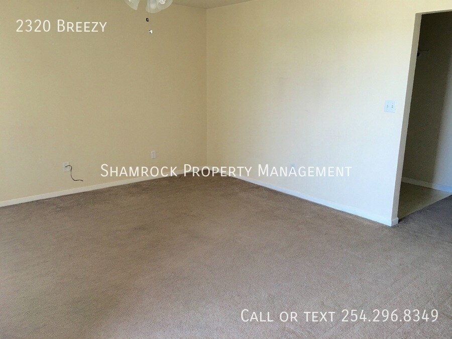 Building Photo - Midway ISD Fourplex