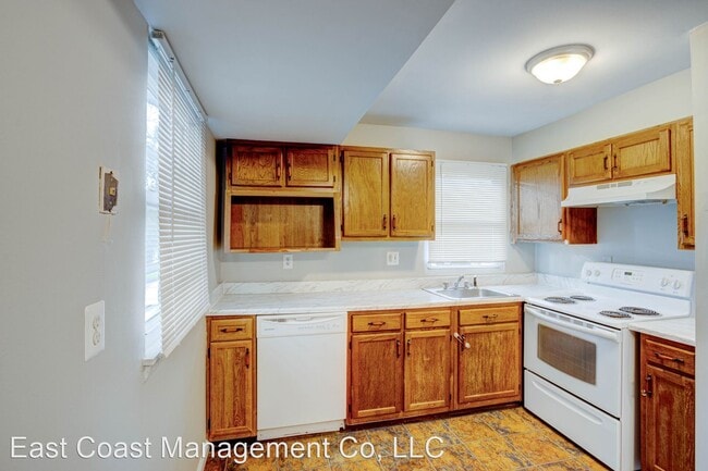 Building Photo - 2 br, 1 bath House - 6425 Walther Ave Cond...